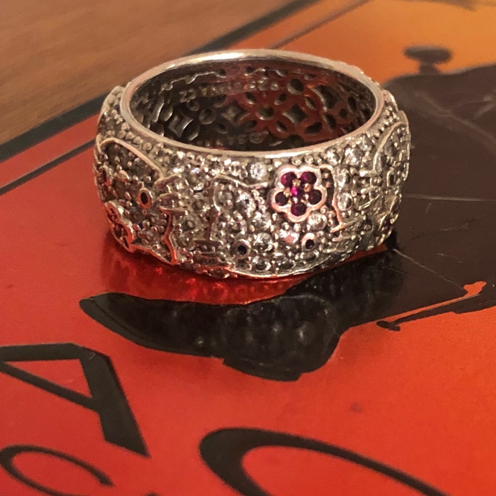 Rare Hello Kitty Diamonique Ring Size 6.75.